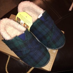 Brand New Tiny Toms Slippers